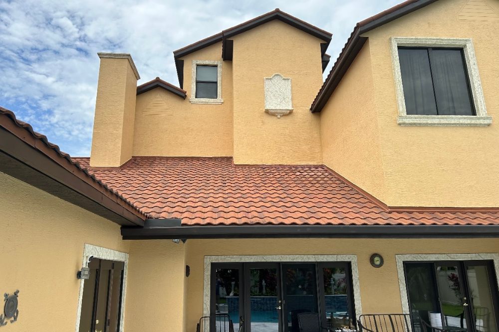 Signs Your Roof Is Failing Even When There’s No Visible Leak