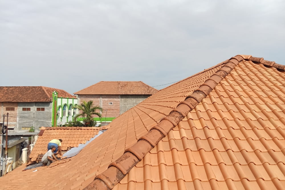 Roof Tile Repair Cost in Port St.